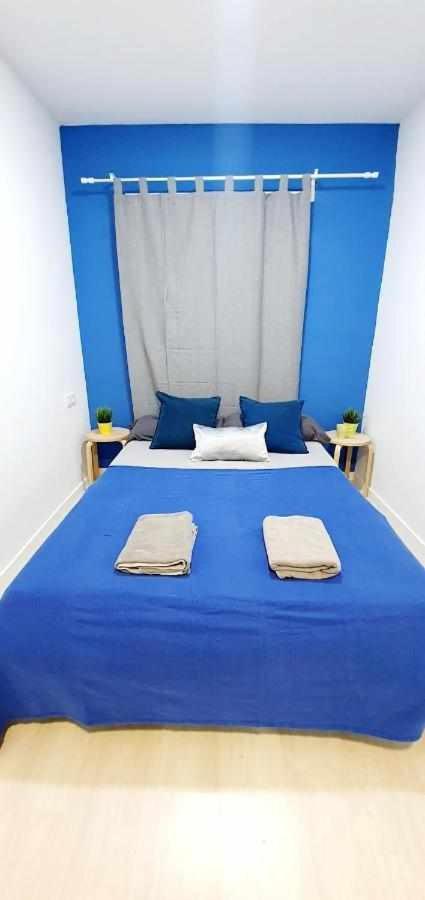 Hostal Urban Basic Оспиталет де Лобрегат Екстериор снимка